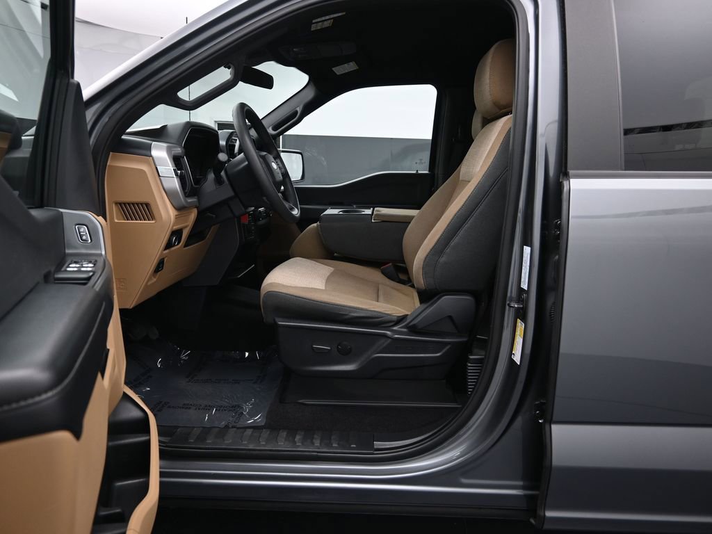 Used 2023 Ford F150 XLT image 19