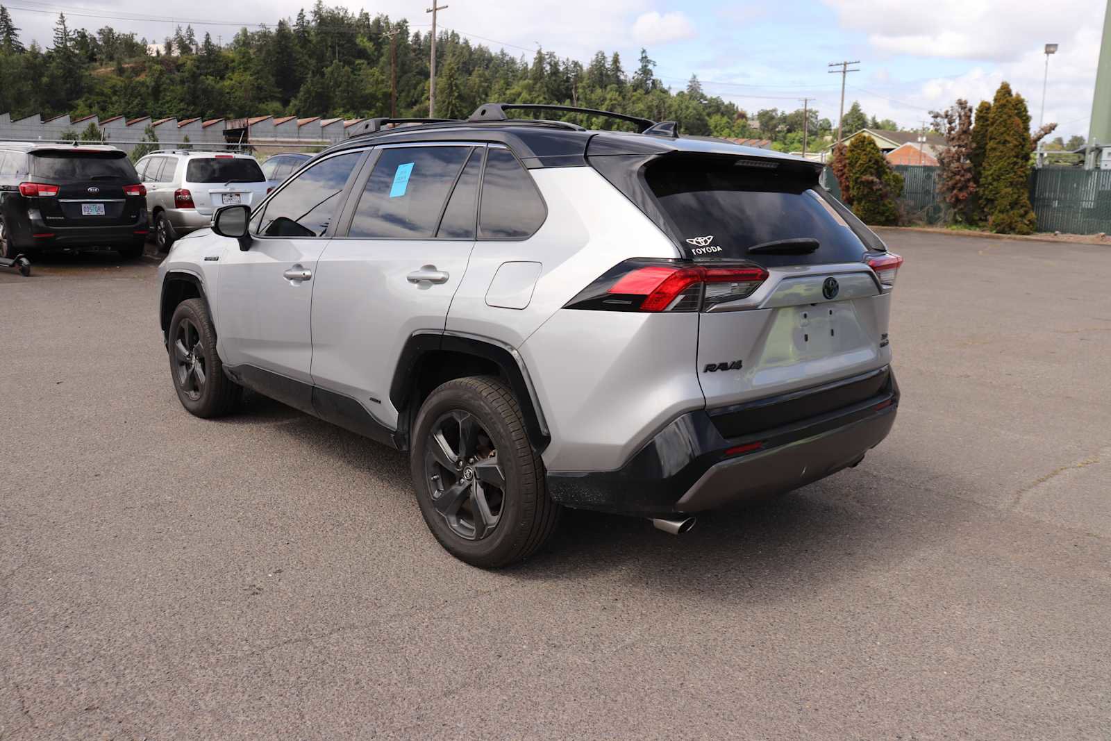Used 2019 Toyota RAV4 XSE w/ XSE Weather Package AWD/4WD image 7