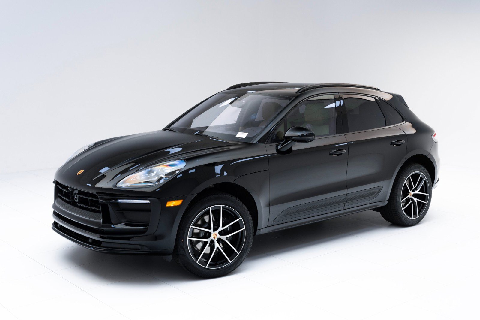 Certified 2025 Porsche Macan