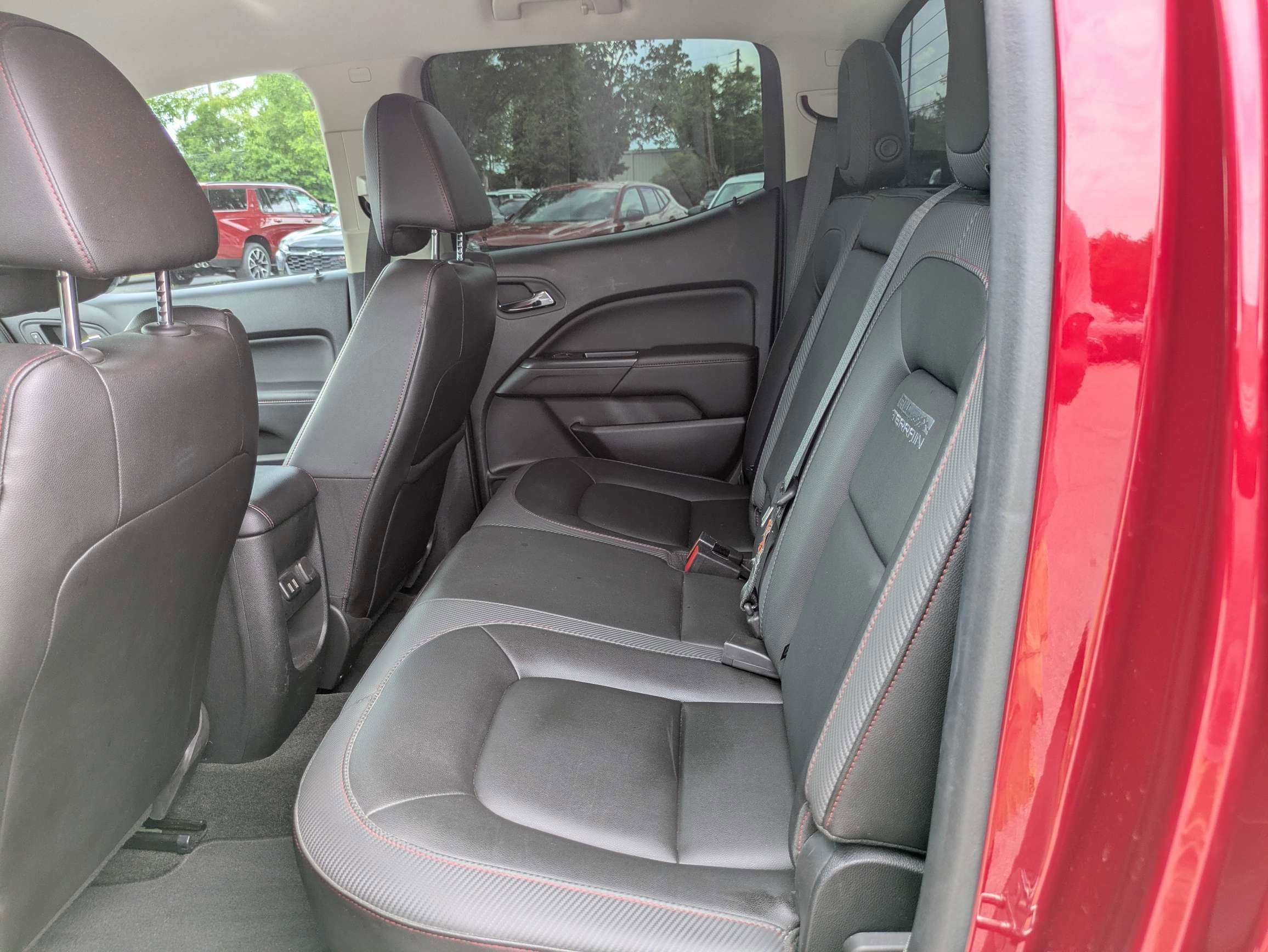 Used 2018 GMC Canyon All Terrain AWD/4WD image 14