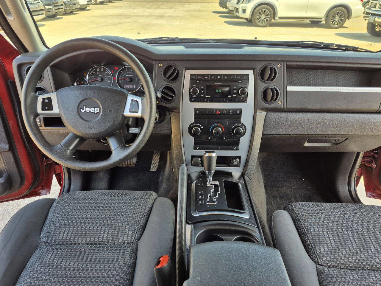Used 2008 Jeep Commander Sport image 22