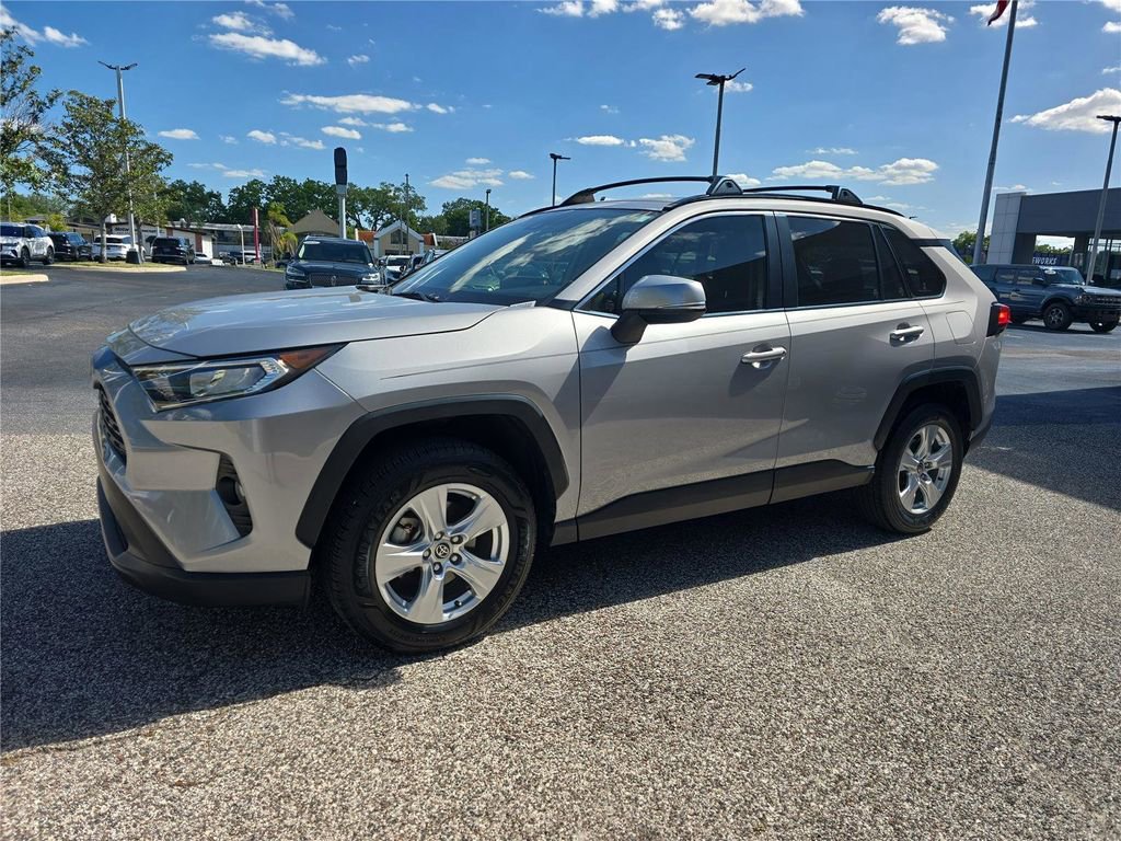 Used 2021 Toyota RAV4 XLE image 8