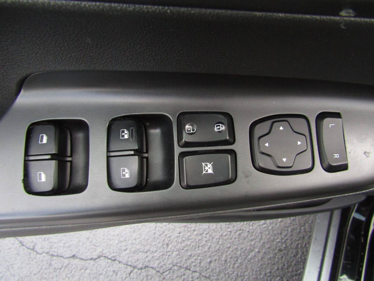 Used 2021 Hyundai Kona Night w/ Cargo Package FWD image 11