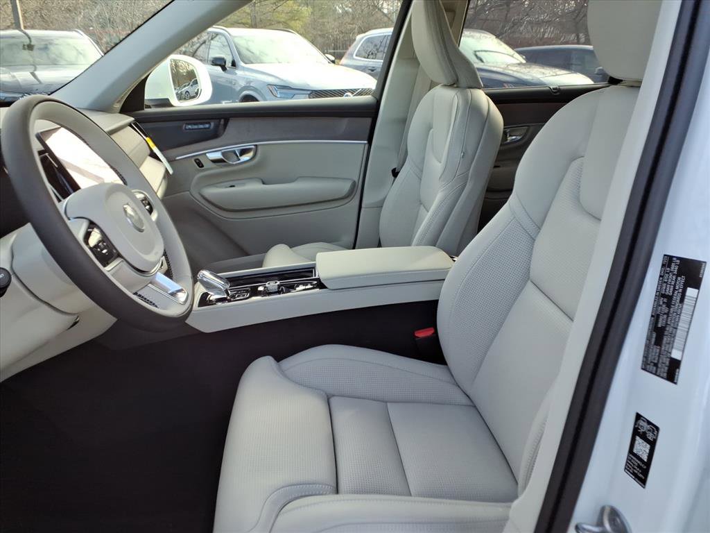 New 2026 Volvo XC90 B6 Ultra w/ Protection Package AWD/4WD image 16