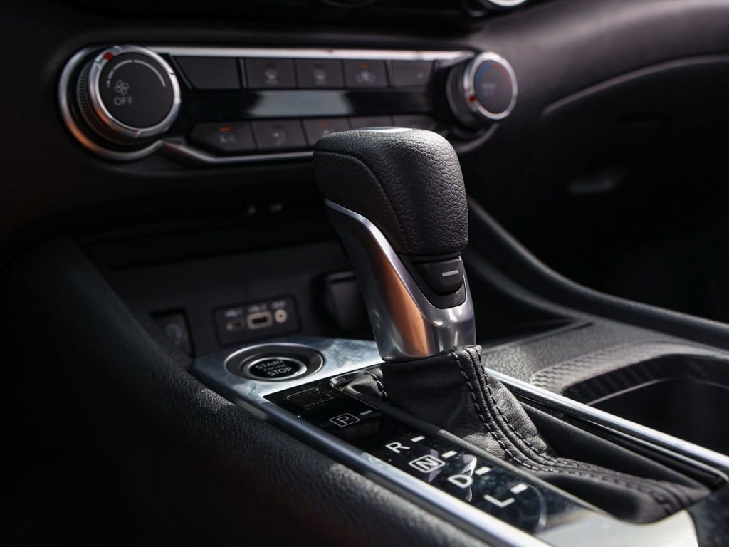 Used 2025 Nissan Sentra SV image 30