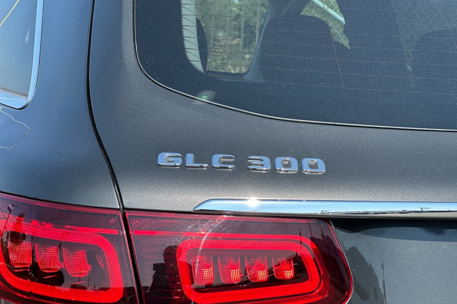 Used 2022 Mercedes-Benz GLC 300 image 28