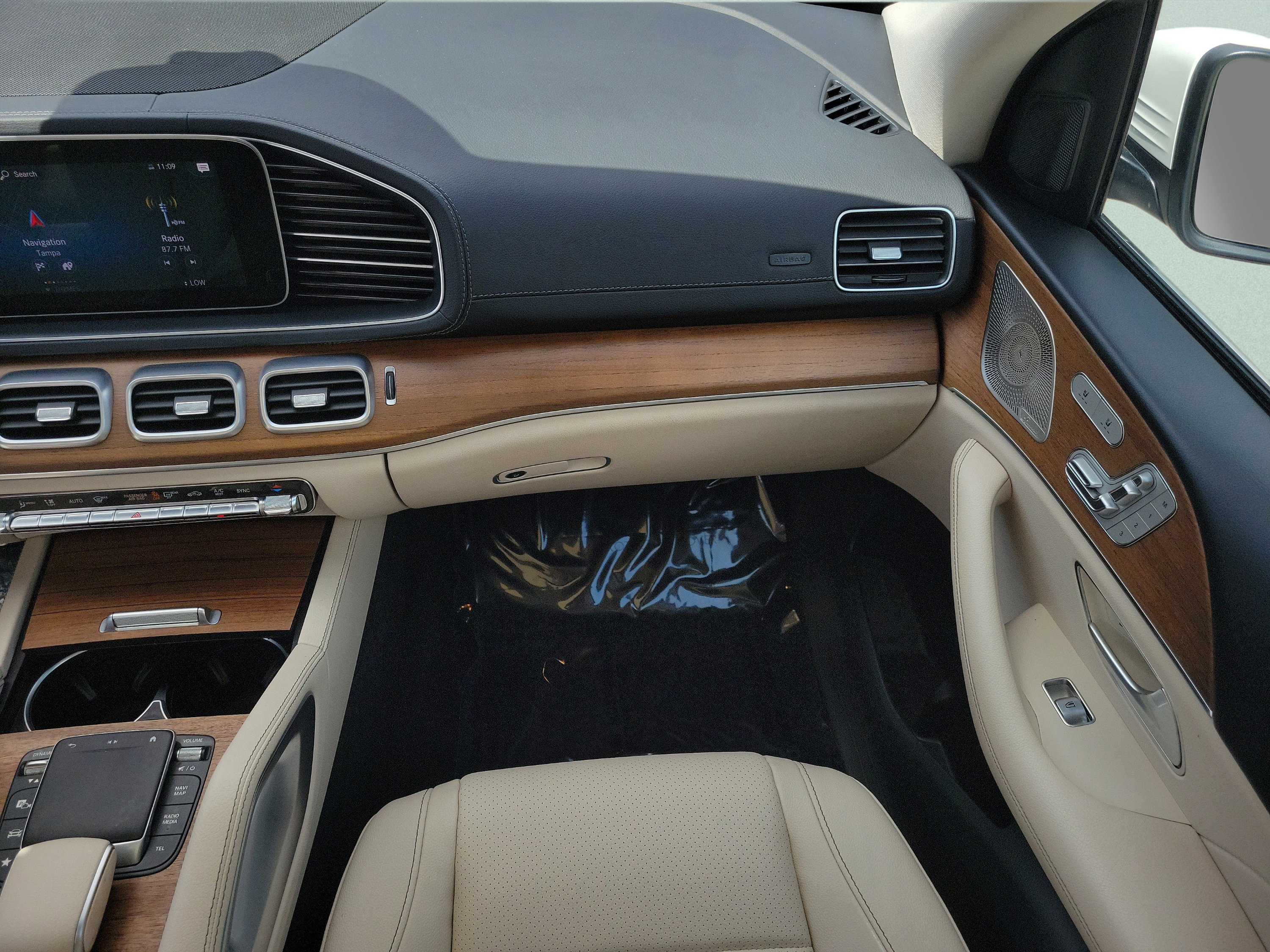 Used 2022 Mercedes-Benz GLS 450 4MATIC image 15