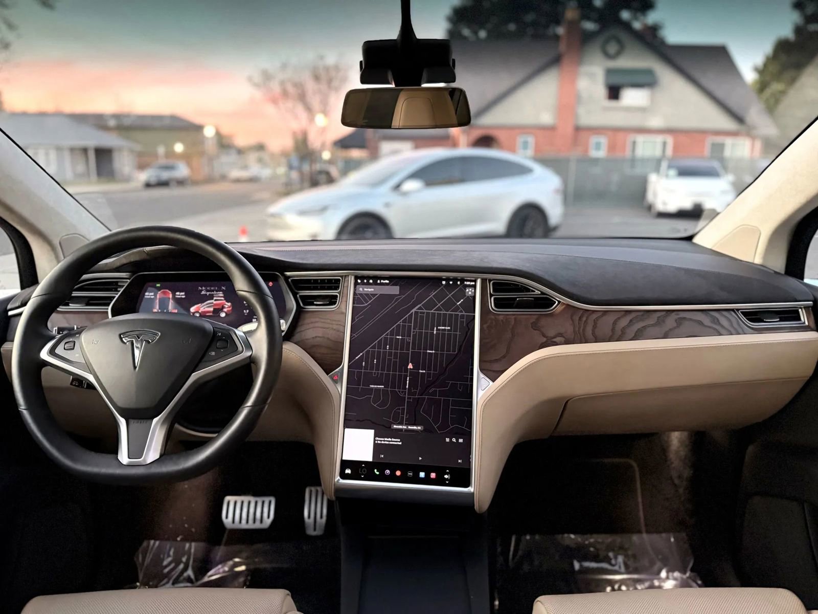 Used 2016 Tesla Model X Performance image 11