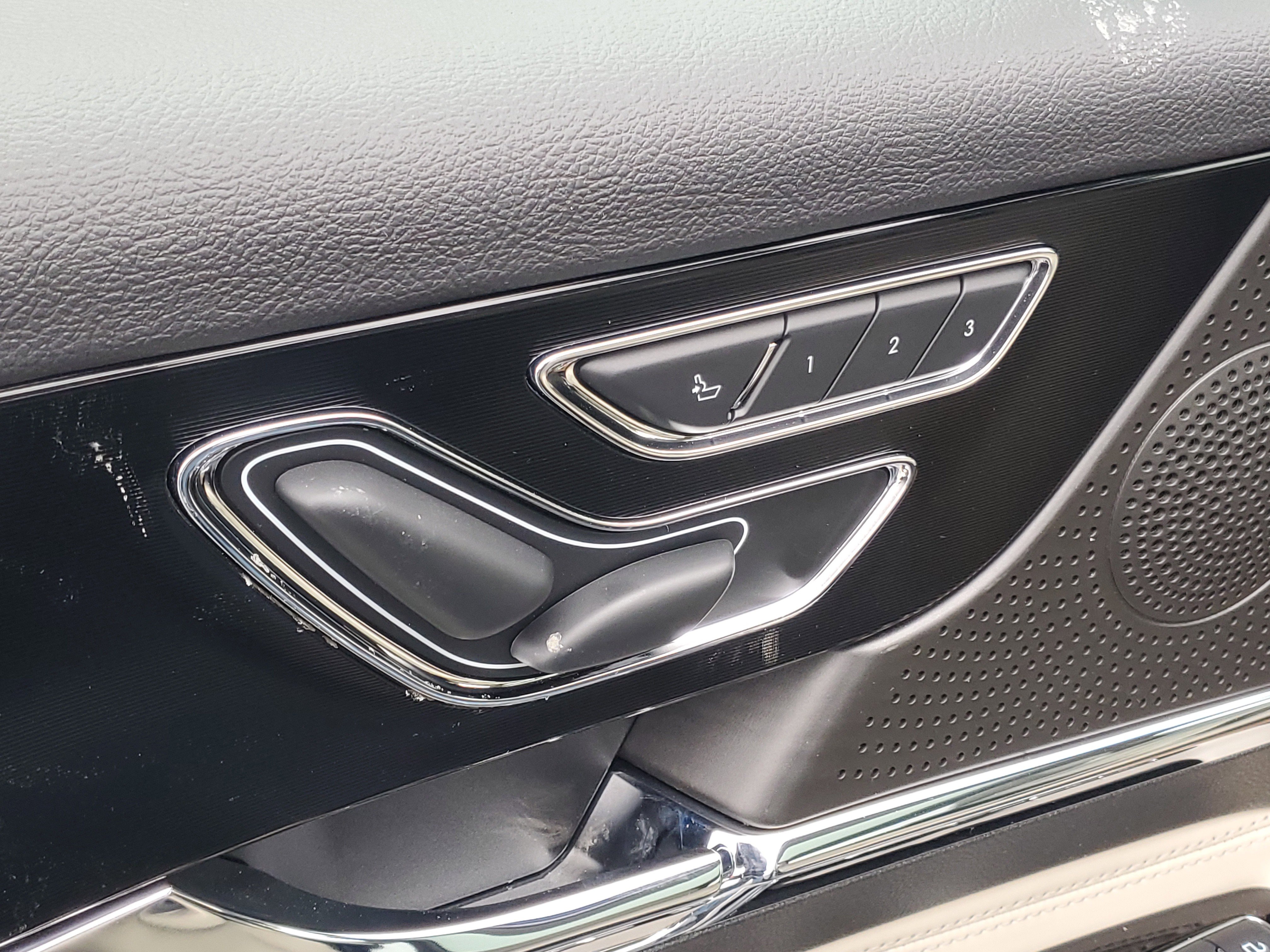 New 2026 Lincoln Corsair Premiere image 9