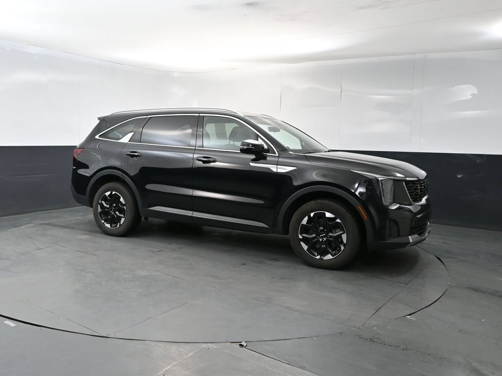 Certified 2024 Kia Sorento S AWD/4WD image 7