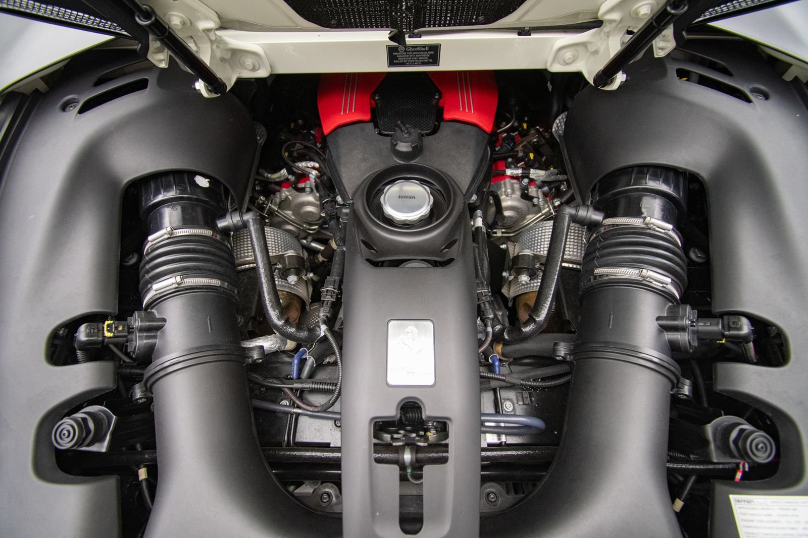 Used 2018 Ferrari 488 Spider RWD image 47