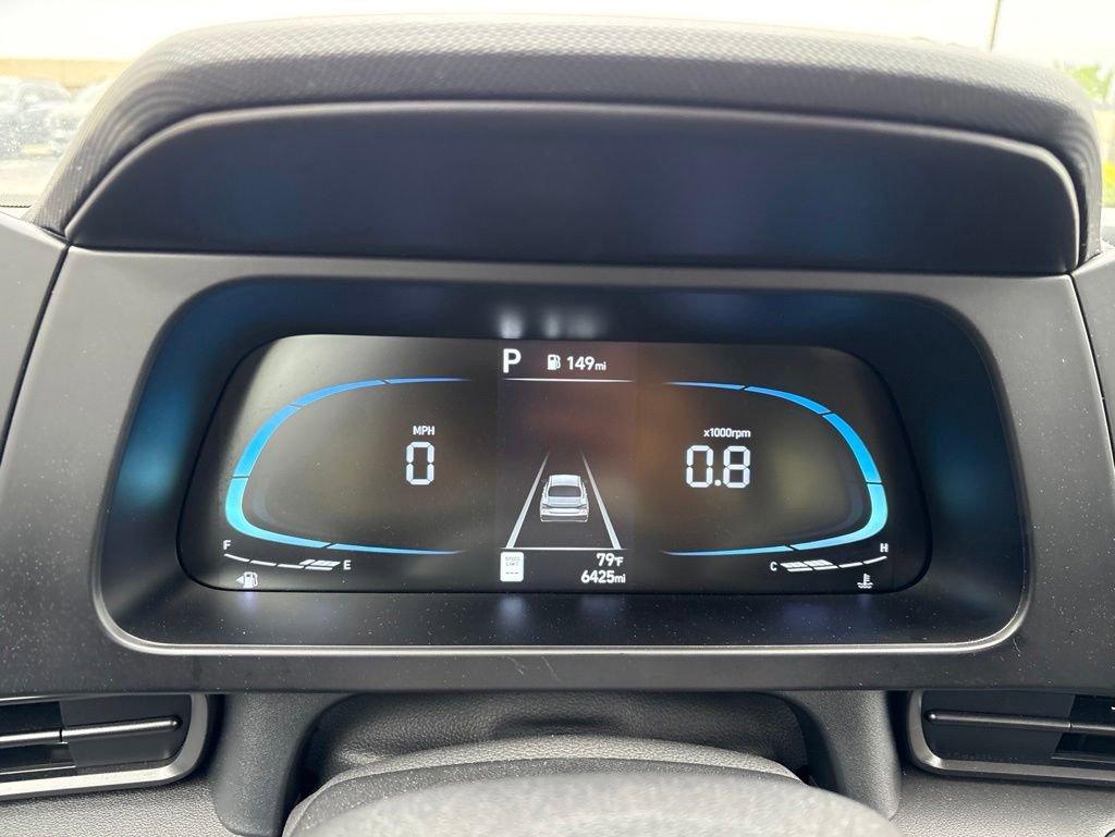 Certified 2025 Hyundai Elantra Sport FWD image 17
