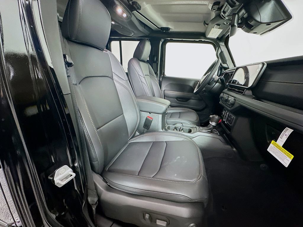 New 2026 Jeep Wrangler Sahara image 24