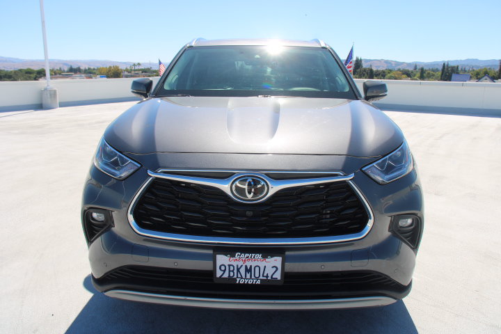 Used 2022 Toyota Highlander Platinum AWD/4WD image 7