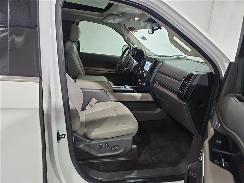 Used 2018 Ford Expedition Limited w/ Equipment Group 301A image 11