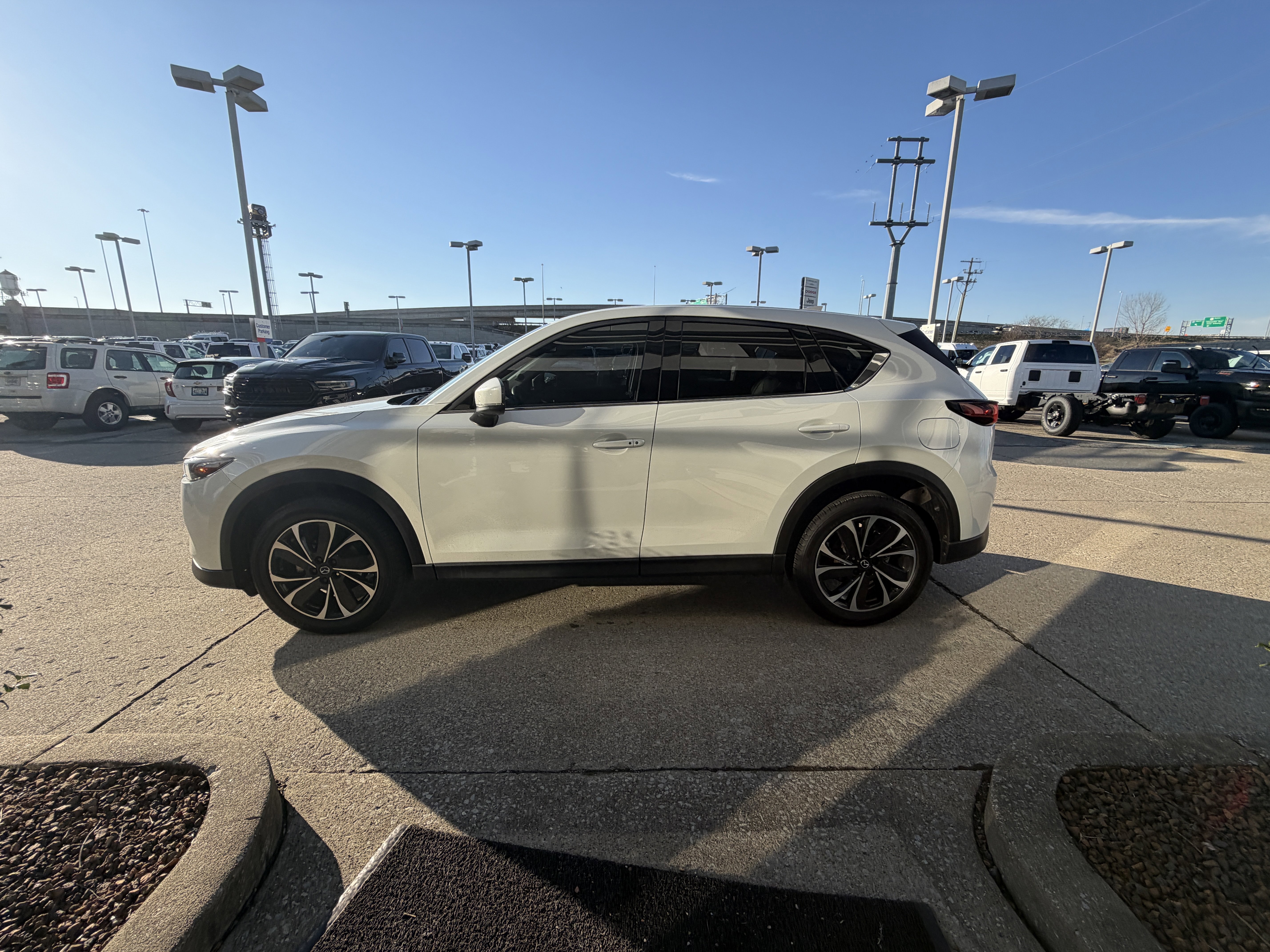 Used 2023 MAZDA CX-5 AWD 2.5 S w/ Premium Plus Pkg image 15