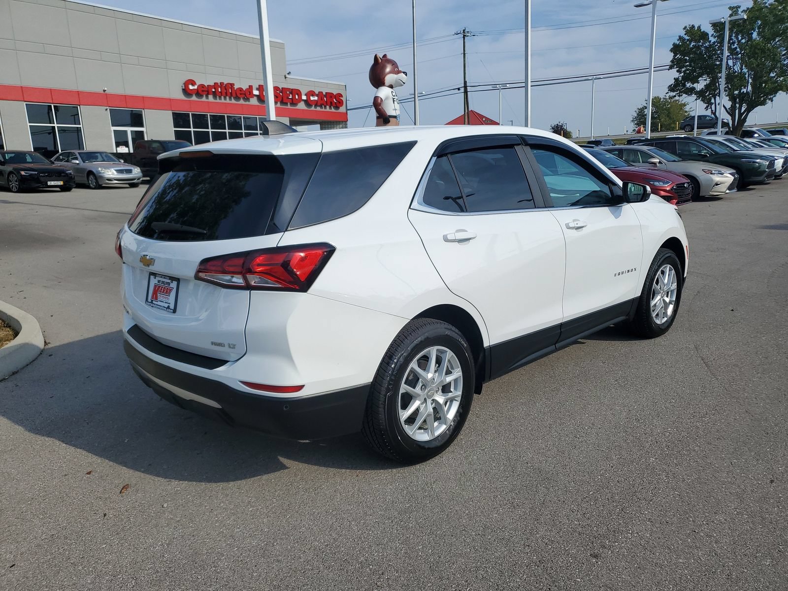 Used 2023 Chevrolet Equinox LT AWD/4WD image 4