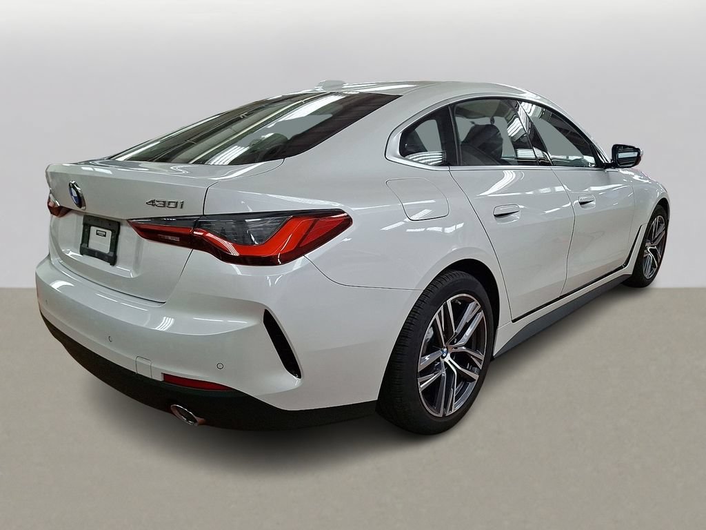Used 2023 BMW 430i Gran Coupe xDrive w/ M Sport Package AWD/4WD image 4