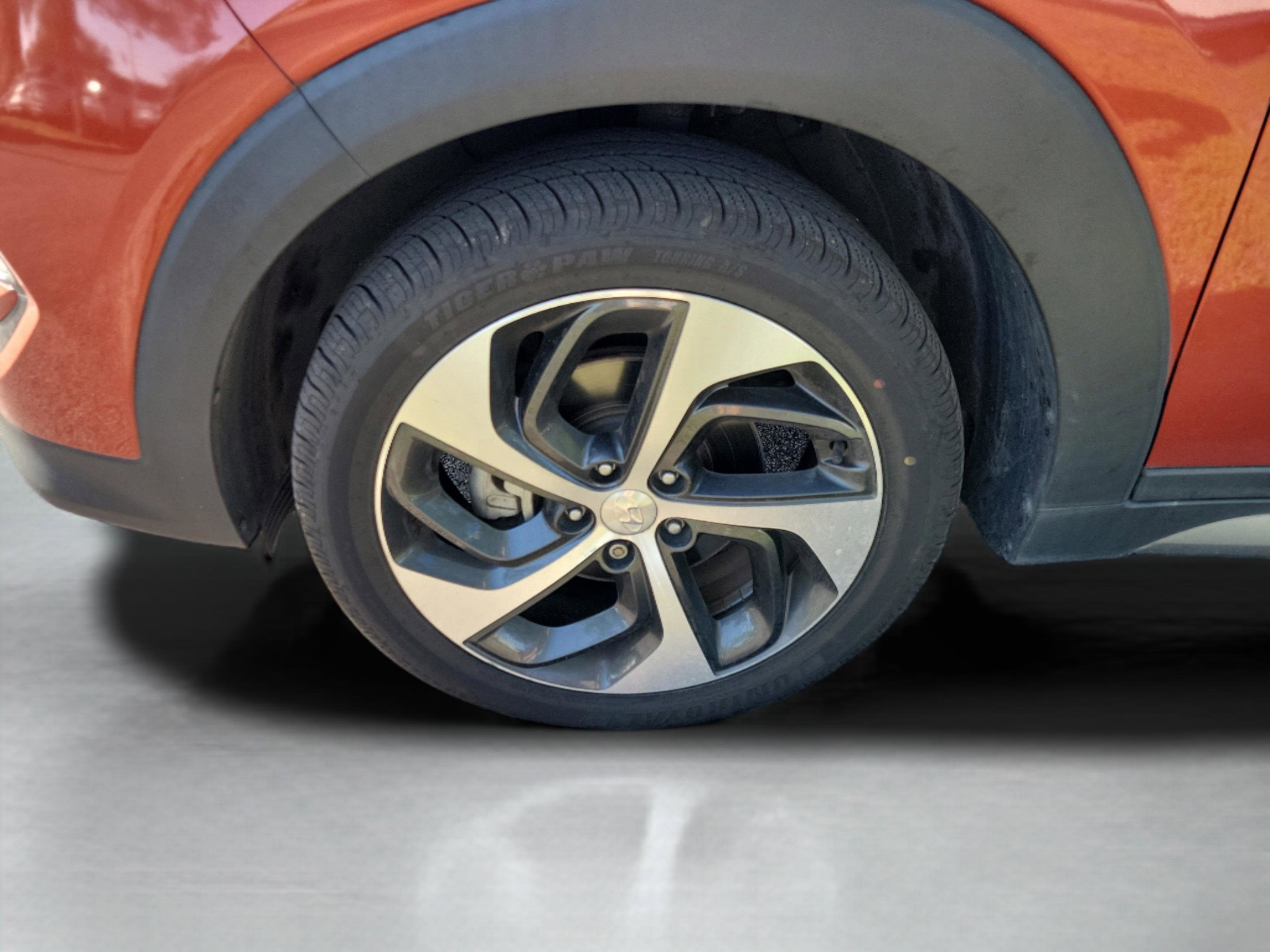 Used 2017 Hyundai Tucson Limited w/ Limited Ultimate Package 03 FWD image 29