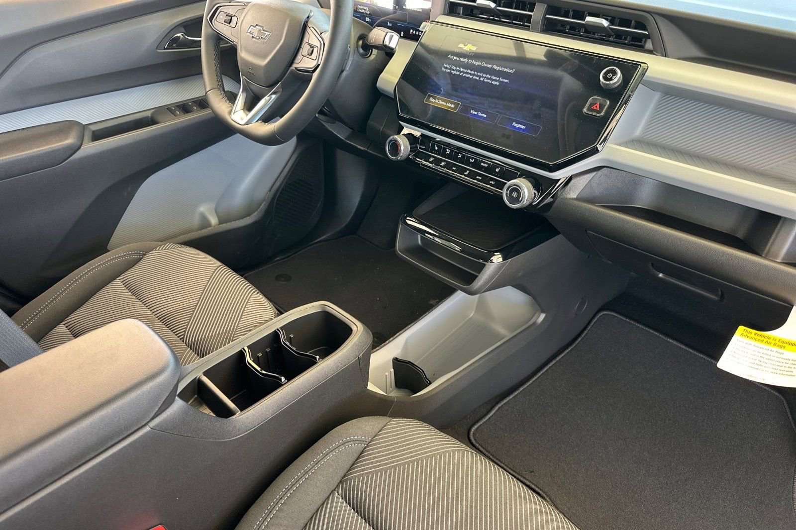 New 2027 Chevrolet Bolt LT w/ Comfort Package image 17