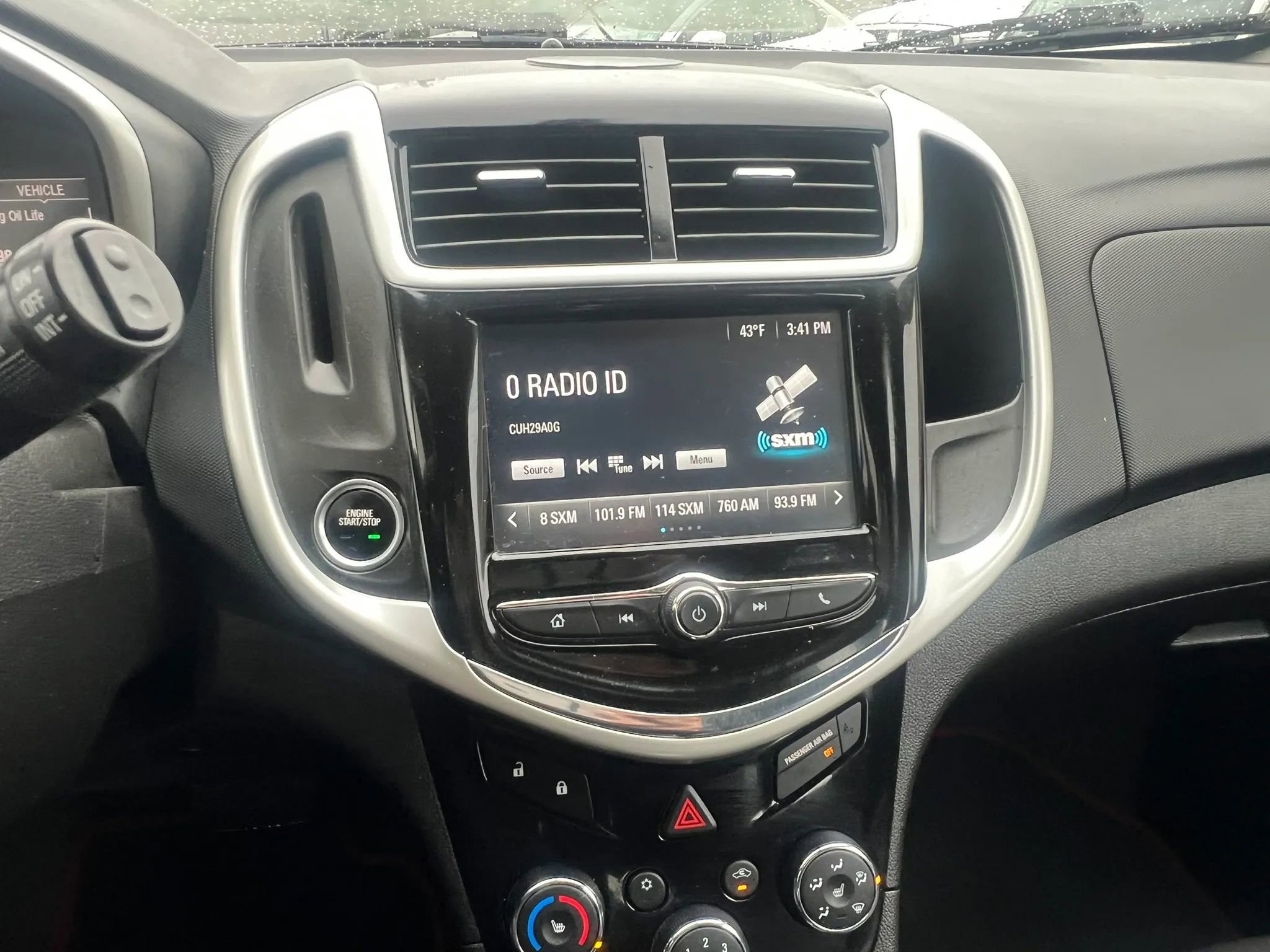 Used 2017 Chevrolet Sonic Premier FWD image 17