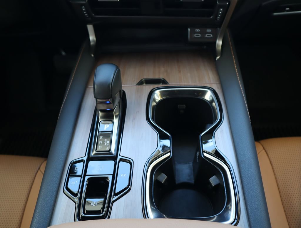 Used 2023 Lexus RX 350h image 33