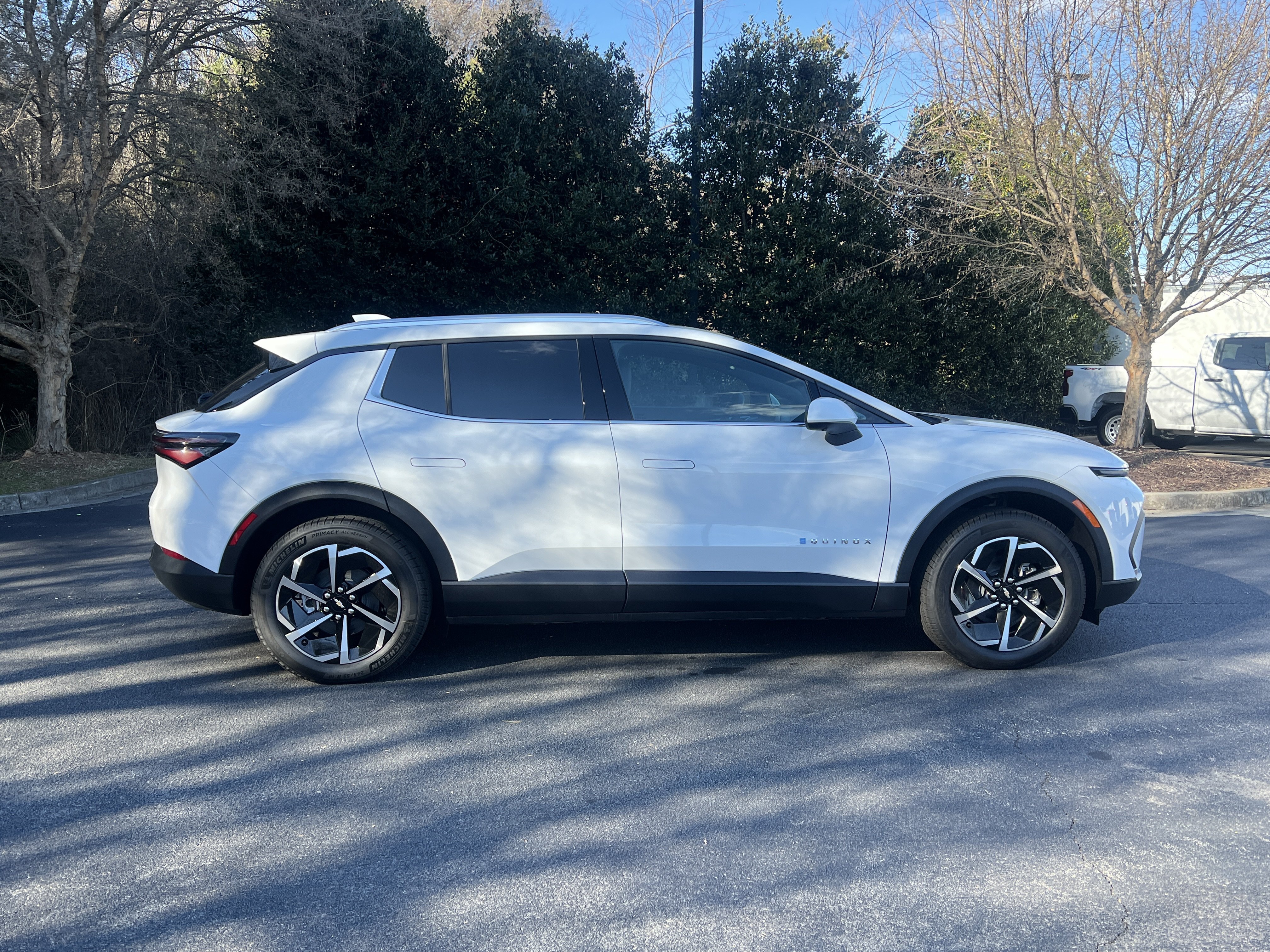 New 2026 Chevrolet Equinox EV LT AWD/4WD image 10