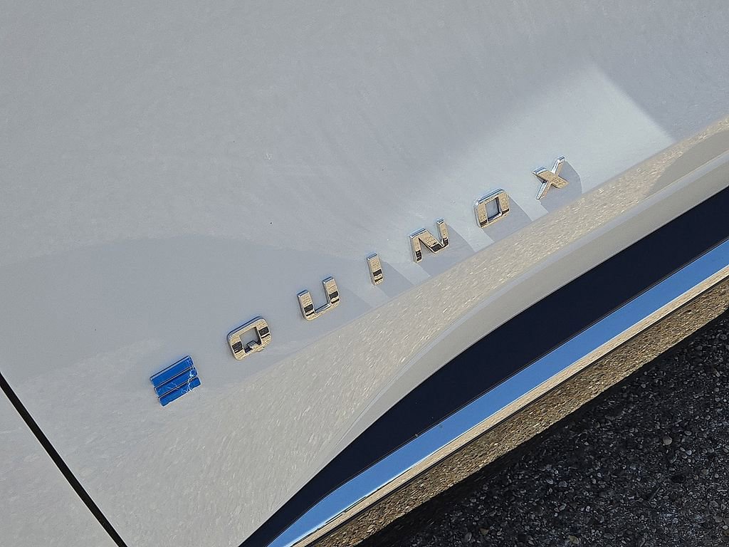 Used 2025 Chevrolet Equinox EV LT image 12