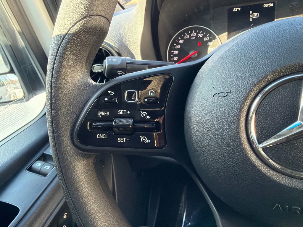 Used 2024 Mercedes-Benz Sprinter 2500 image 23