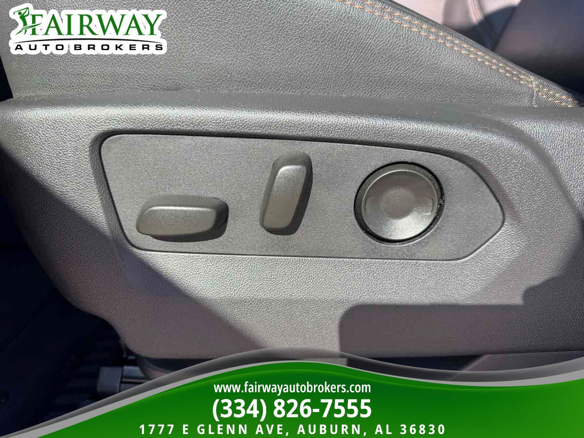 Used 2024 GMC Sierra 1500 AT4 w/ Technology Package image 15