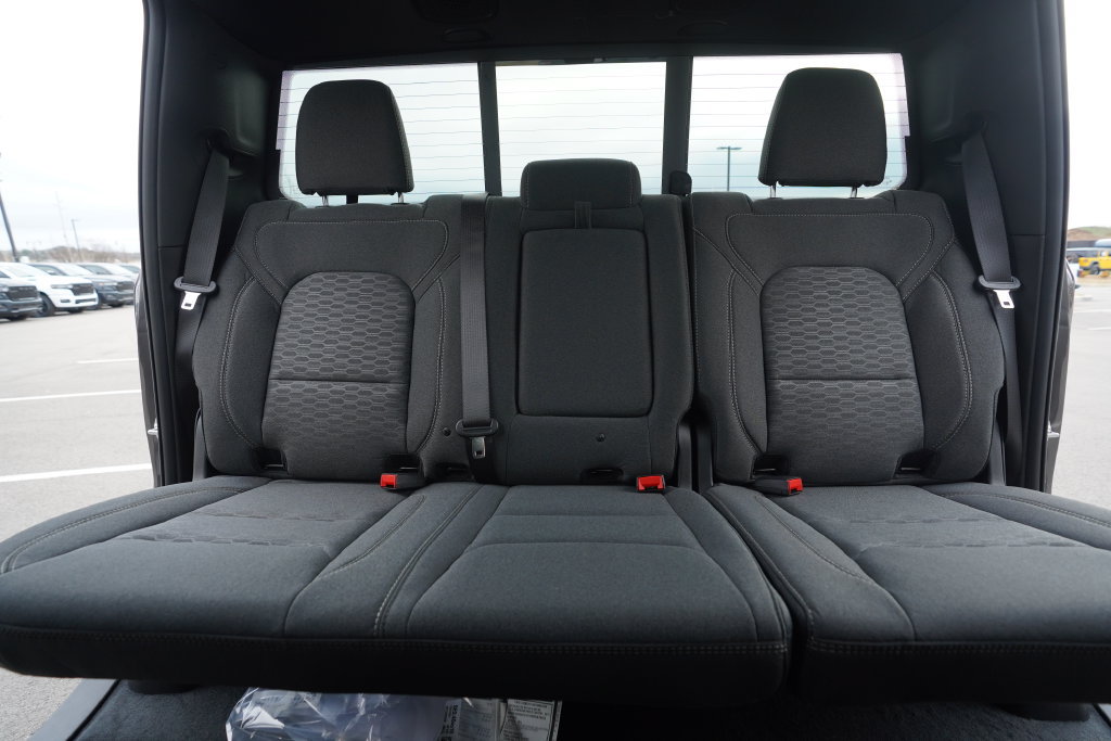 New 2026 RAM 1500 Big Horn AWD/4WD image 33