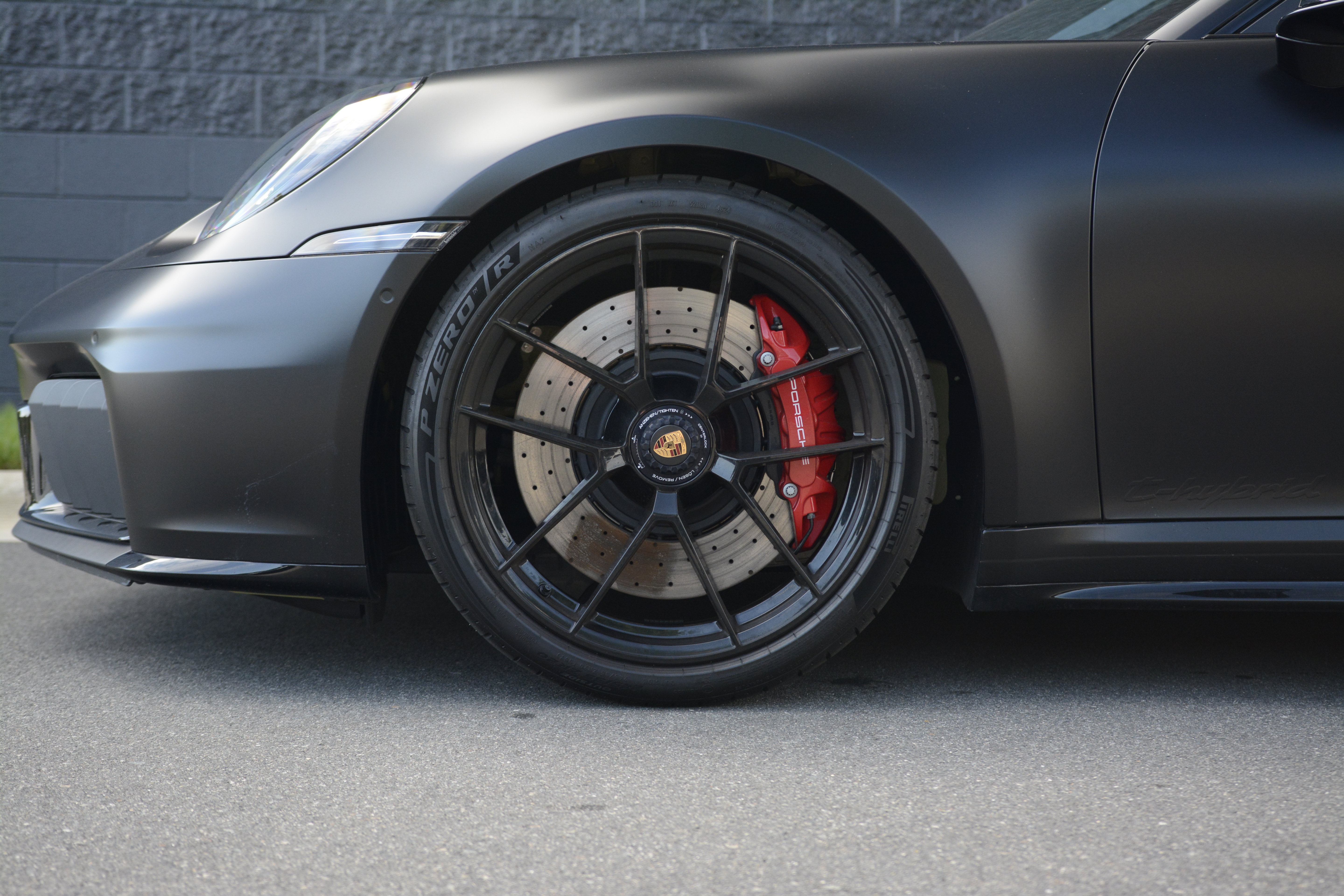 Certified 2025 Porsche 911 Carrera GTS RWD image 33