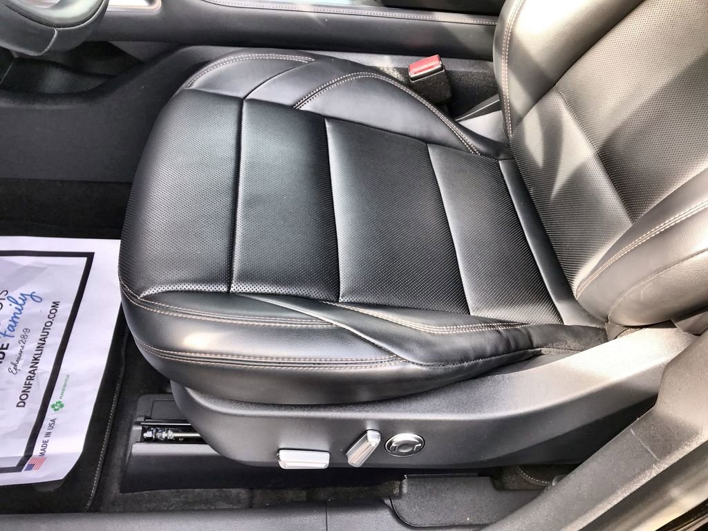 Used 2024 Lincoln Nautilus Premier w/ Jet Appearance Package image 12