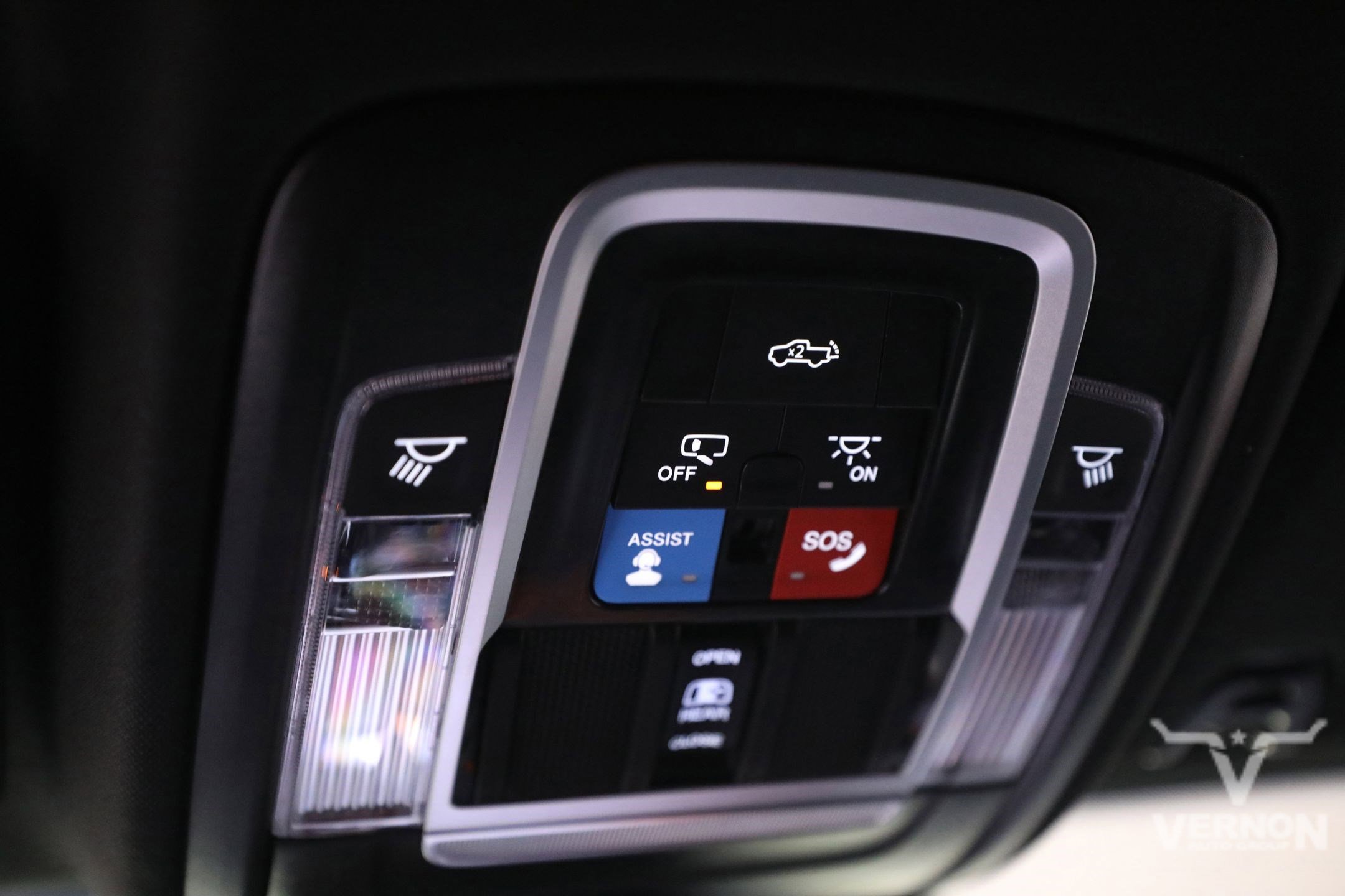 New 2025 RAM 3500 Laramie image 28