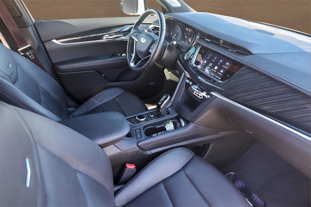 Certified 2023 Cadillac XT6 Premium Luxury w/ Technology Package image 33