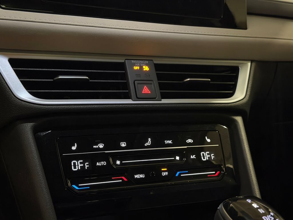New 2026 Volkswagen Taos SE AWD/4WD image 18
