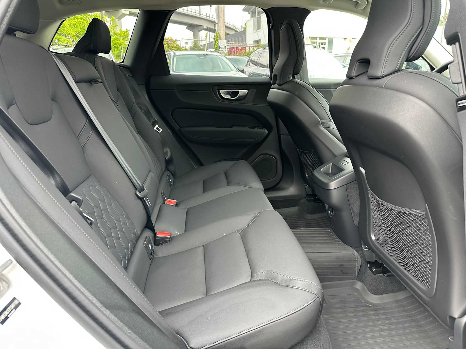 Used 2026 Volvo XC60 B5 Plus w/ Climate Package AWD/4WD image 12