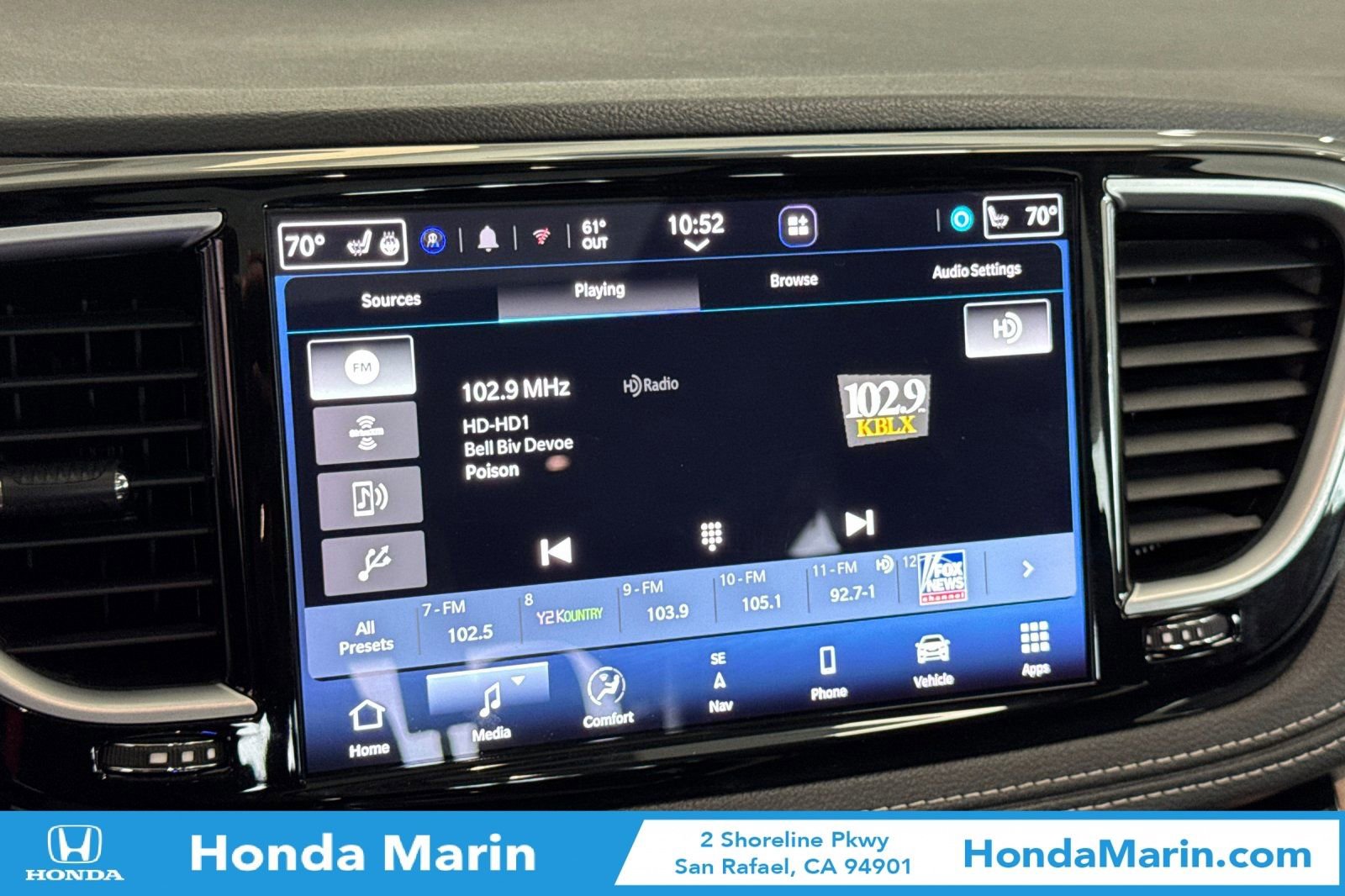 Used 2023 Chrysler Pacifica Limited image 24