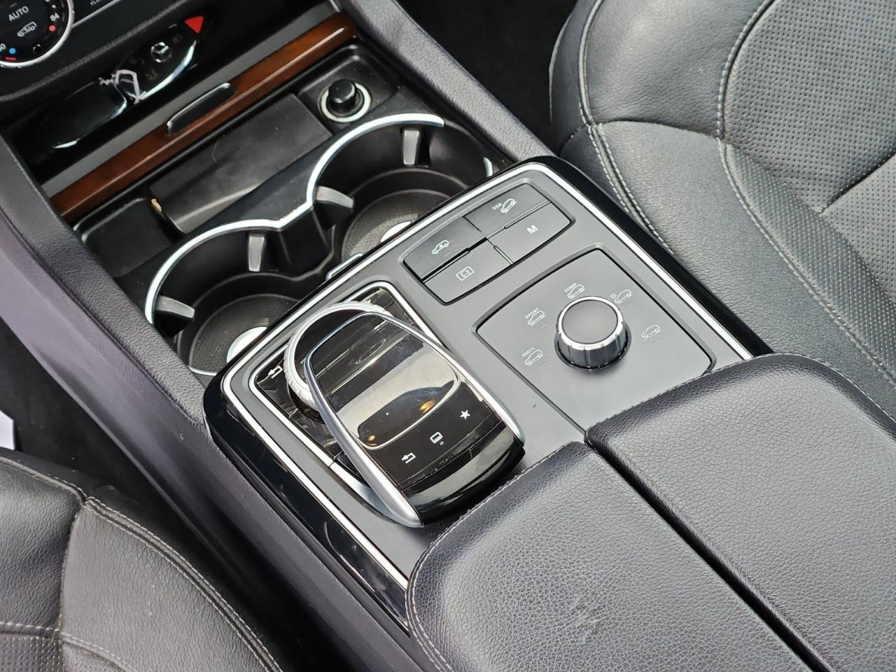 Used 2017 Mercedes-Benz GLS 550 4MATIC image 11