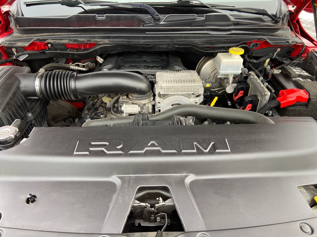 Used 2021 RAM 1500 Laramie w/ Sport Appearance Package image 10