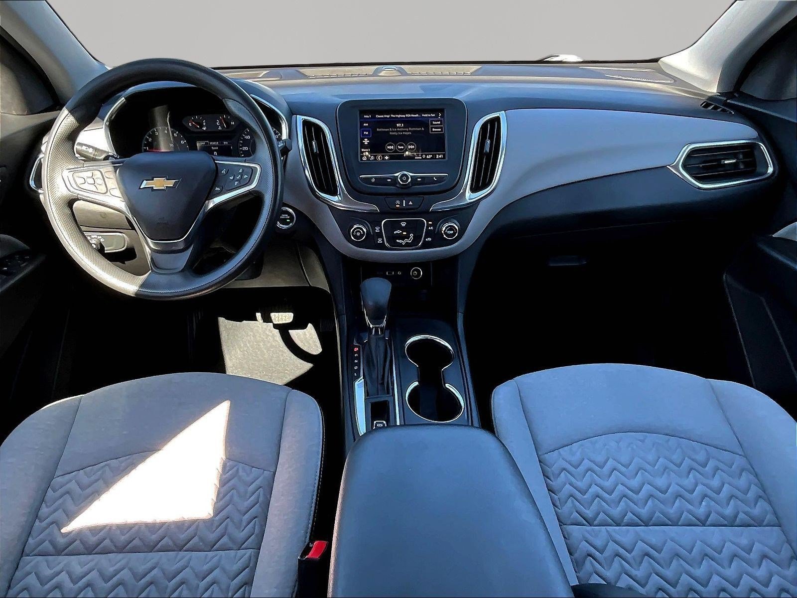 Used 2024 Chevrolet Equinox LS FWD image 7