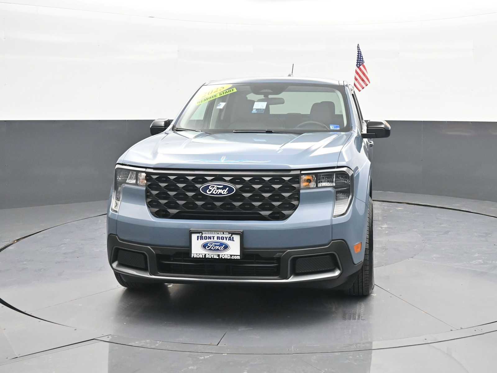 Used 2025 Ford Maverick XLT w/ XLT Luxury Package AWD/4WD image 3
