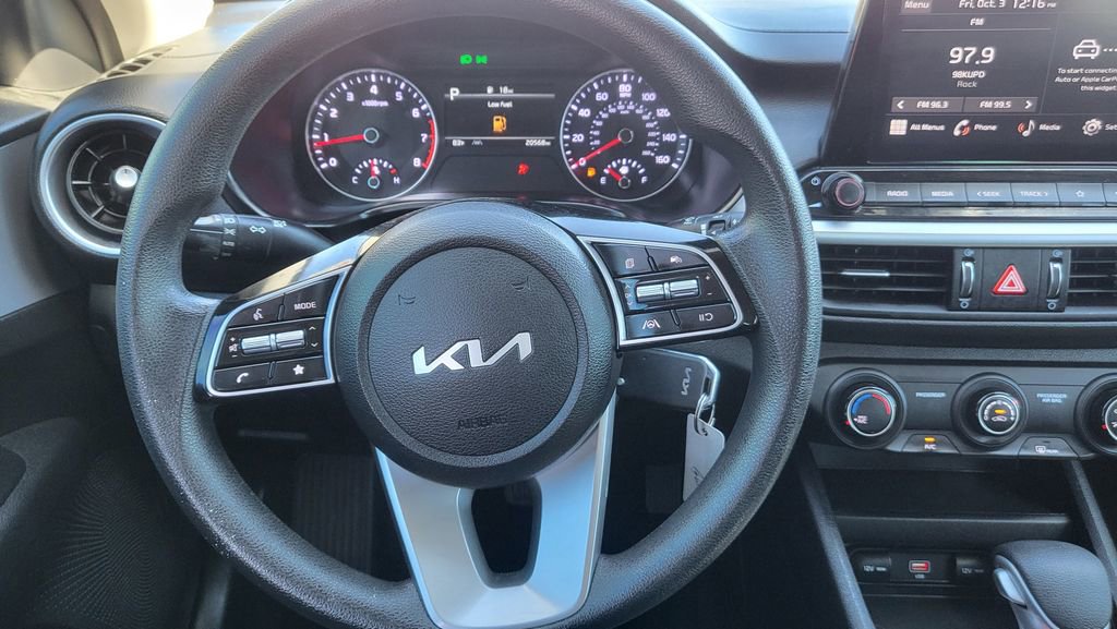 Used 2023 Kia Forte LXS image 25