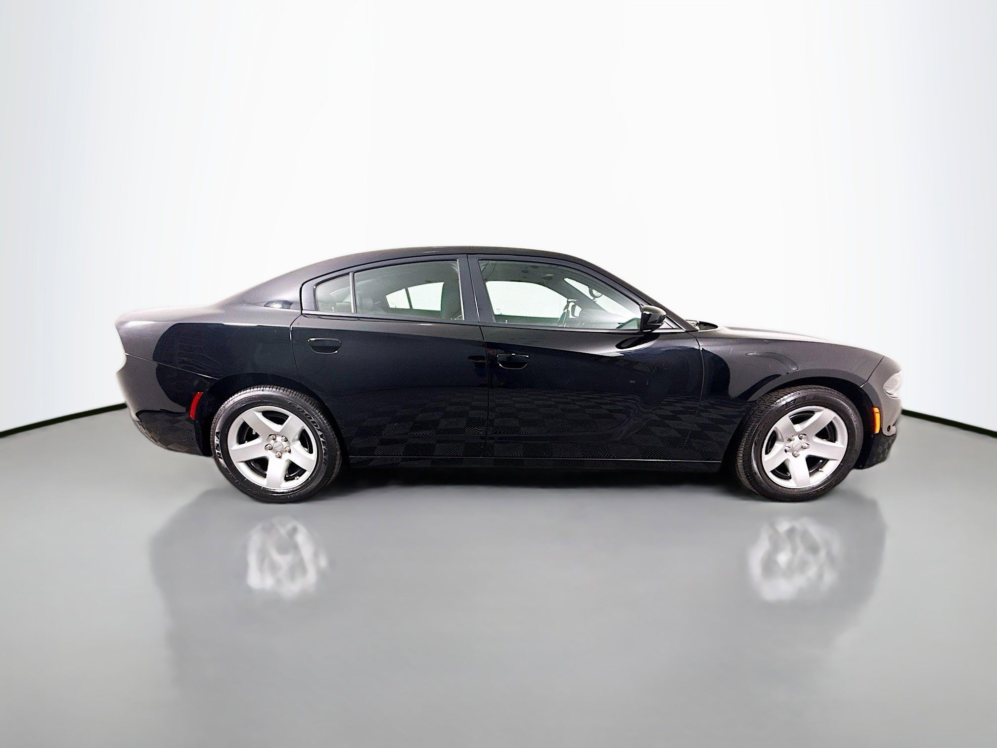 Used 2021 Dodge Charger Police image 11