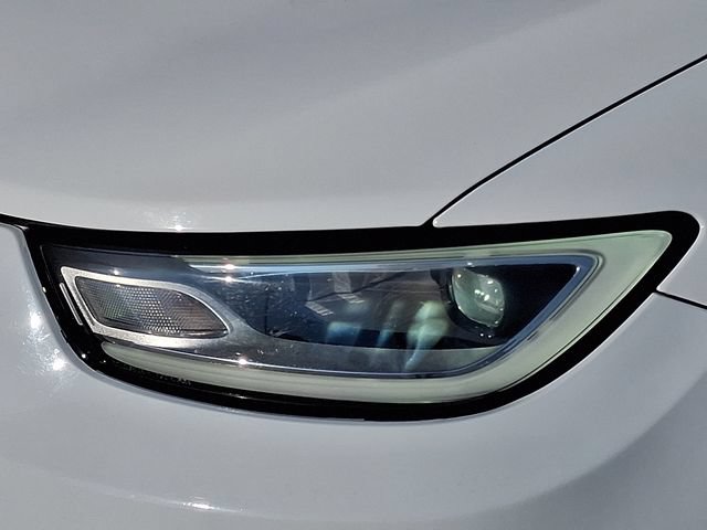 Used 2023 Chrysler Pacifica Limited FWD image 30