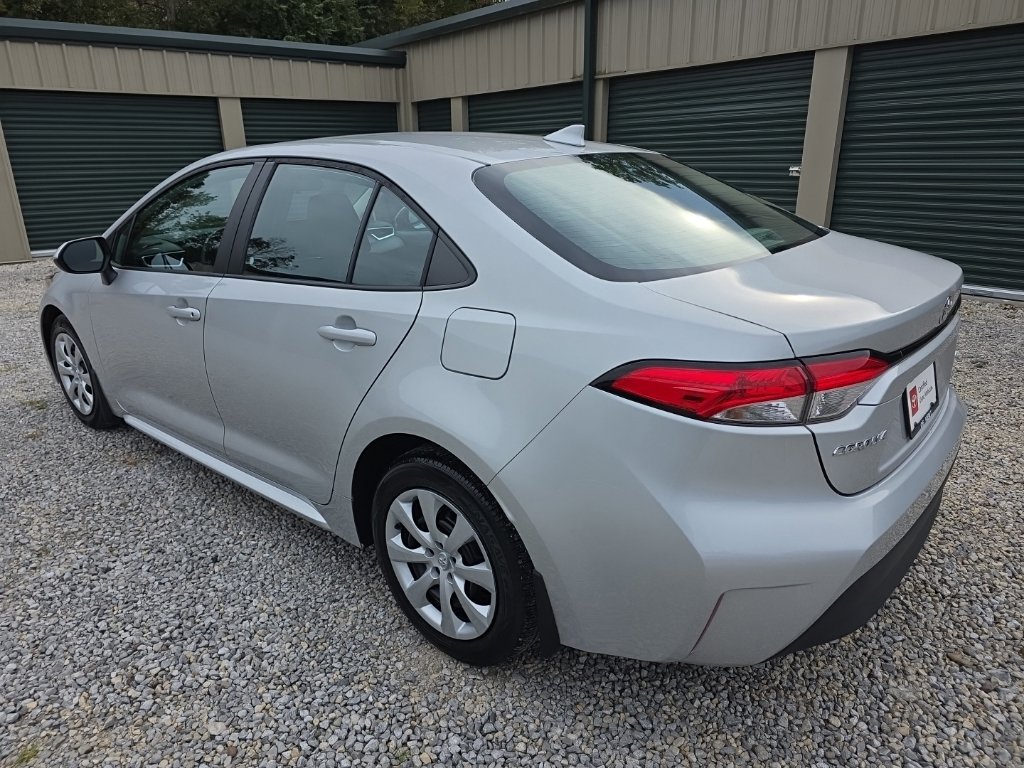 Certified 2024 Toyota Corolla LE FWD image 4