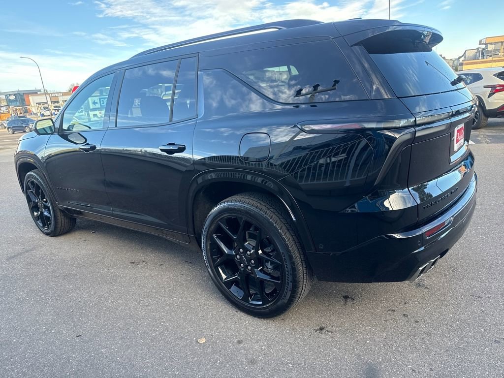 Used 2024 Chevrolet Traverse RS w/ LPO, Floor Liner Package image 3