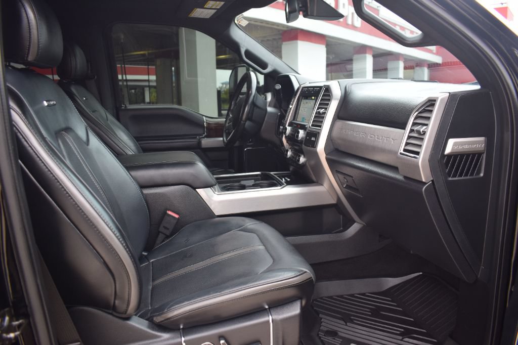 Used 2017 Ford F250 Platinum w/ Platinum Ultimate Package AWD/4WD image 15