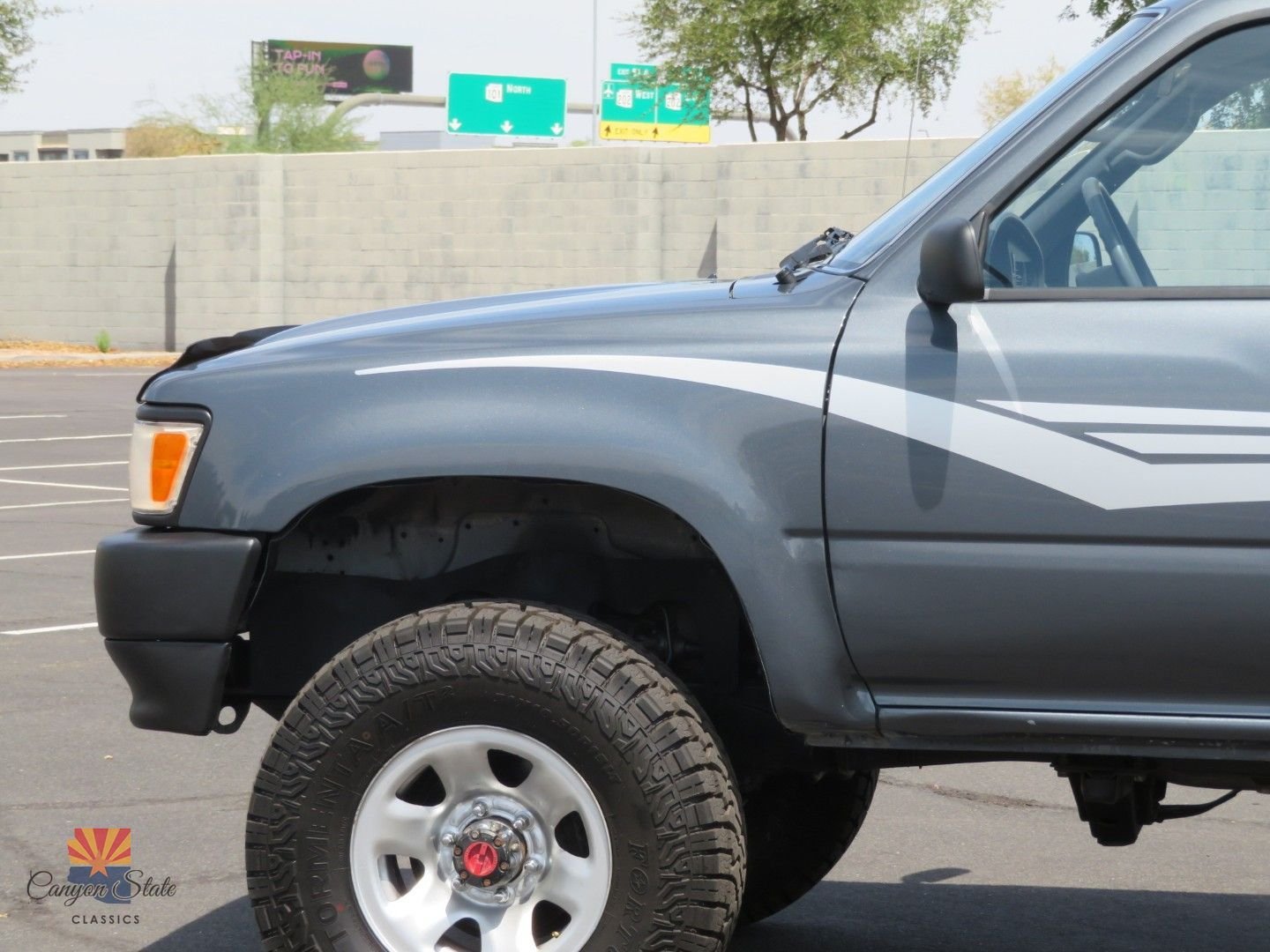 Used 1992 Toyota Pickup Deluxe AWD/4WD image 18
