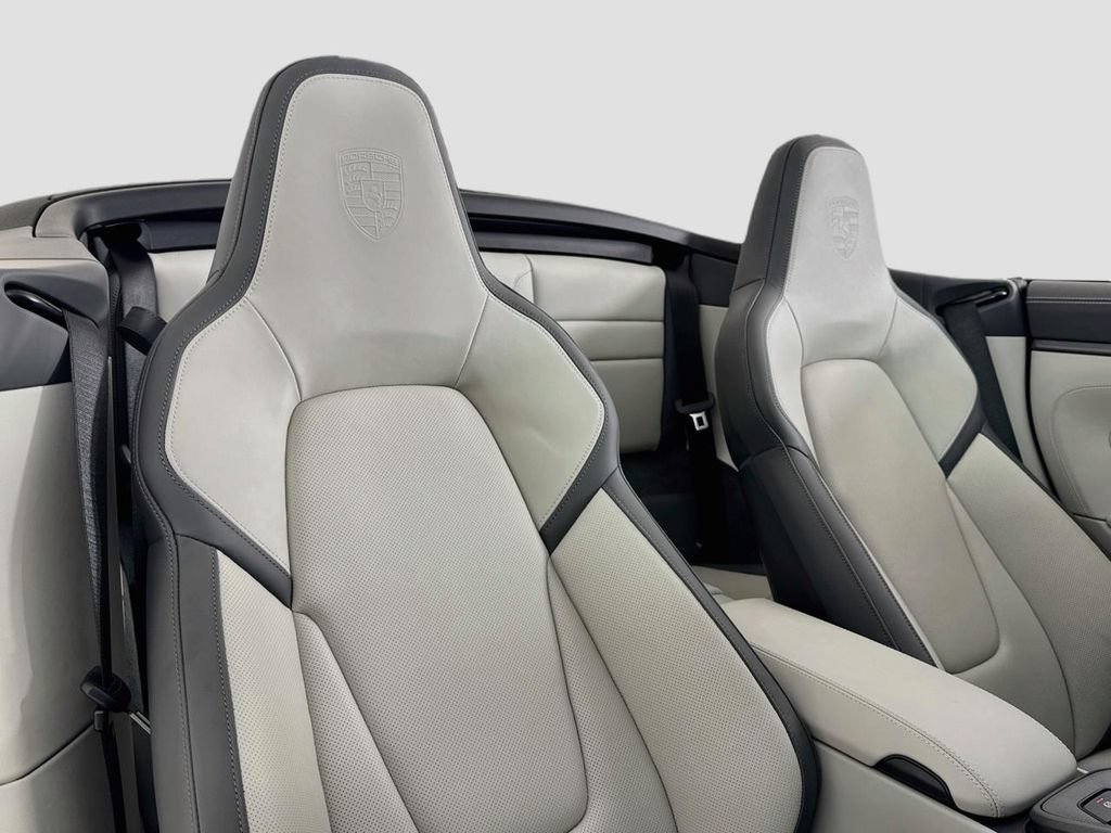 Used 2026 Porsche 911 Carrera S RWD image 18